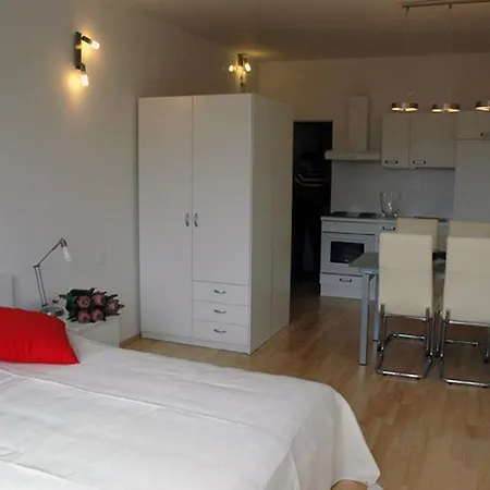 Apartment Ai *